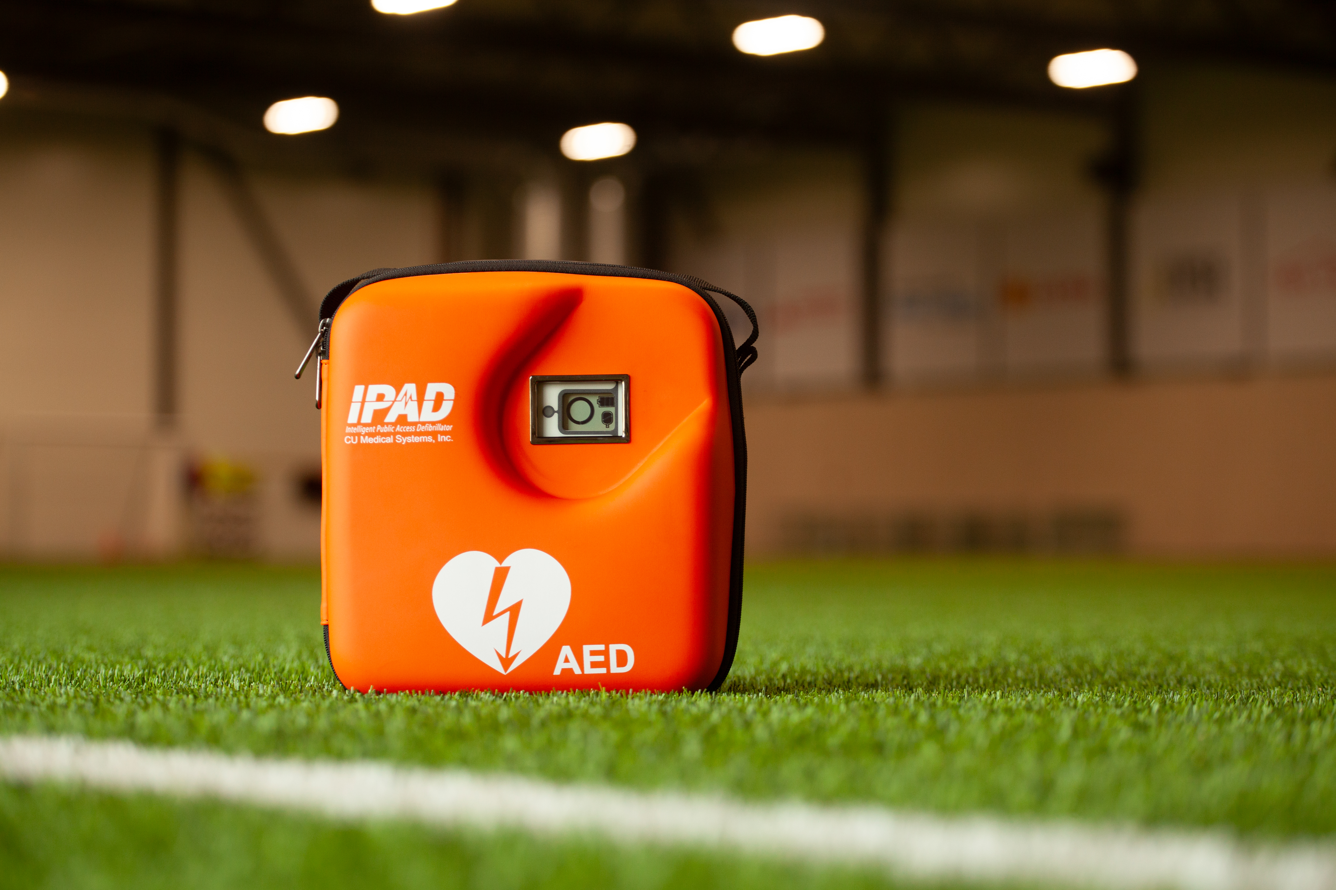 CU Medical iPAD SPR robust hjertestarter med synlig barneknapp, egnet for t&oslash;ffe arbeidsmilj&oslash;er